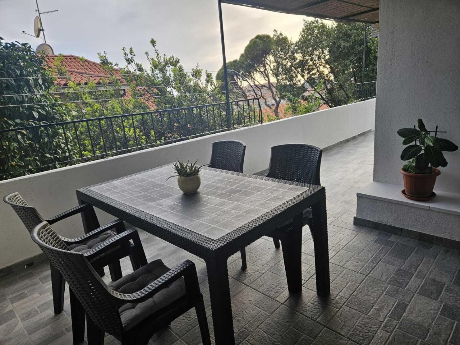 Tole Apartment Dubrovnik Exterior photo